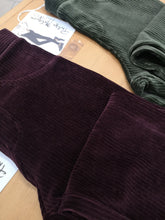 Carica l&#39;immagine nel visualizzatore di Gallery, Leggings pantalone in velluto a coste Philippe Matignon verde bosco e bordeaux
